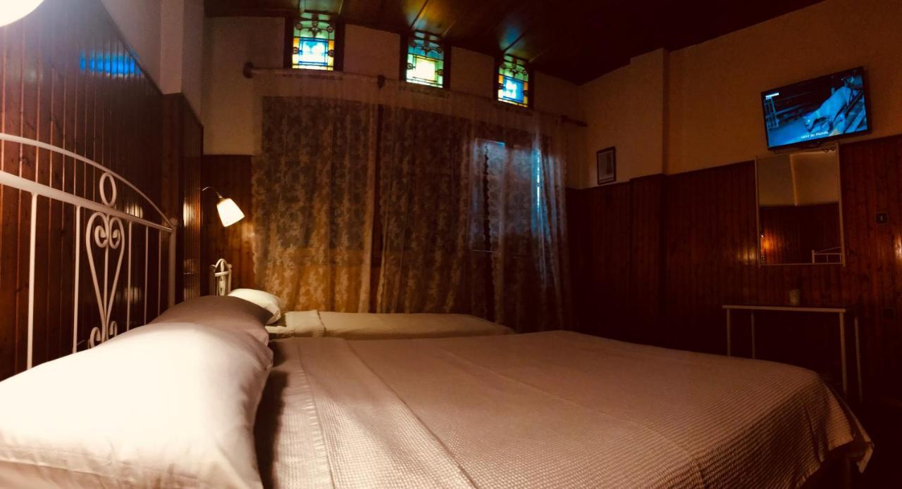 9Mouses Chasiotis Guest House Ampelakia Esterno foto
